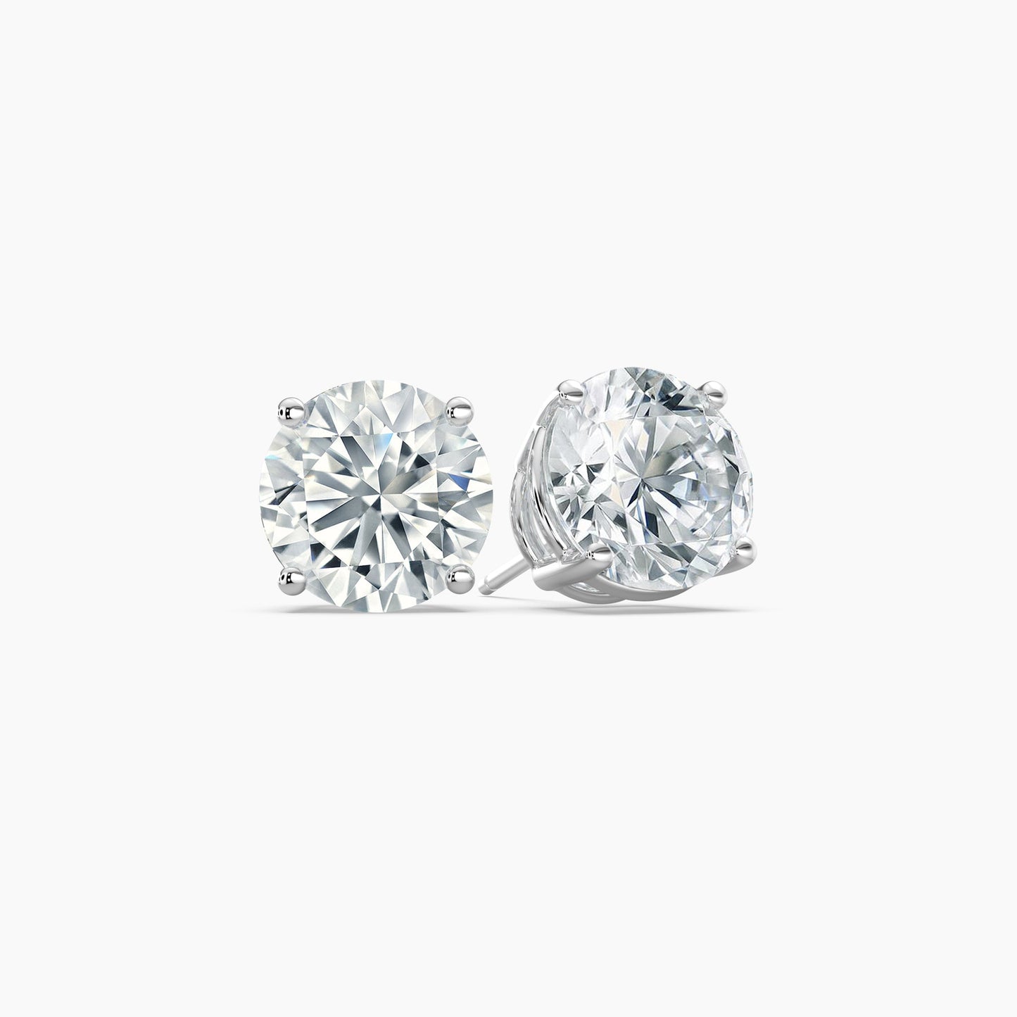 Round Cut Diamond Stud Earrings 0.75 Ct